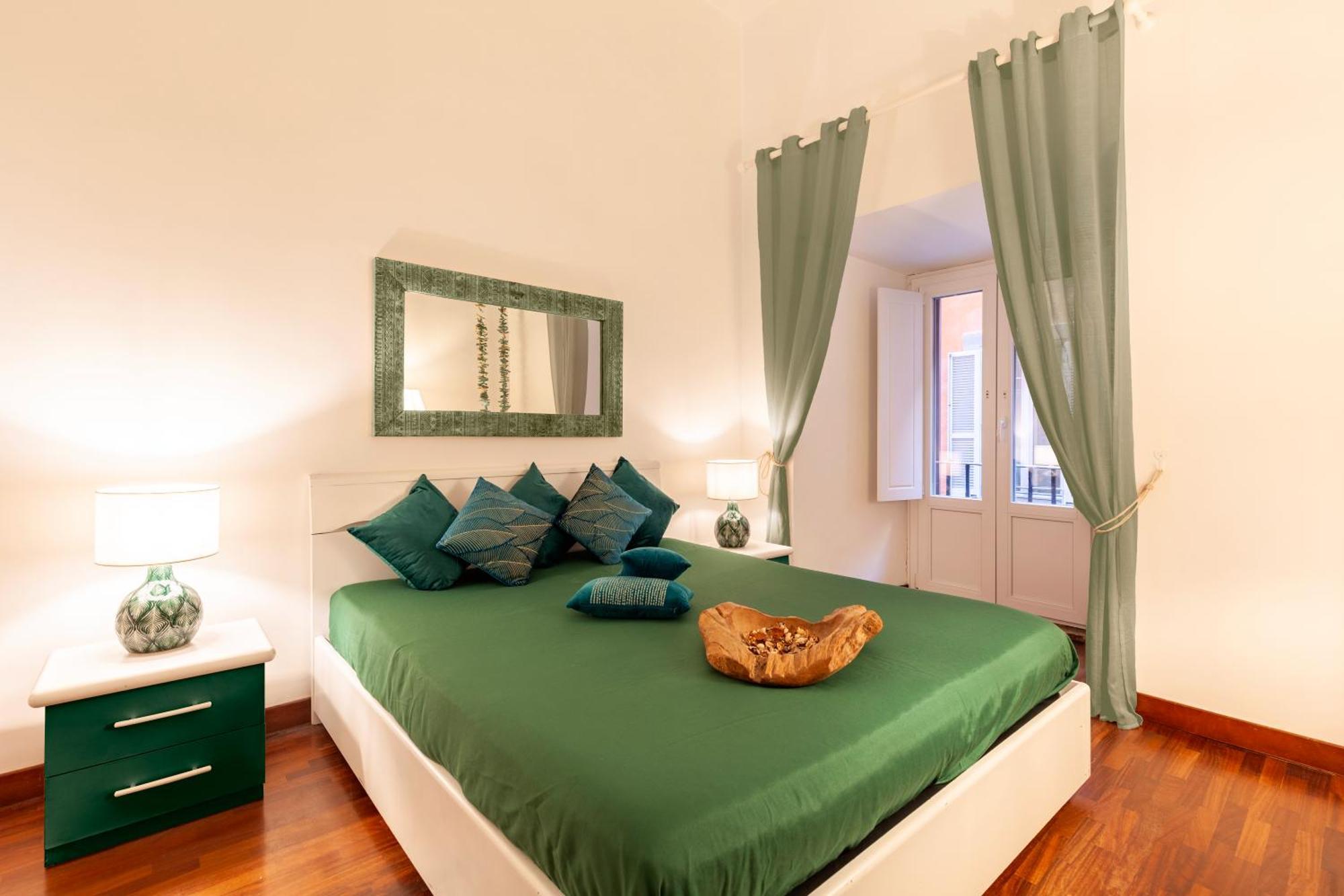 Luxury Historic Campo Dei Fiori